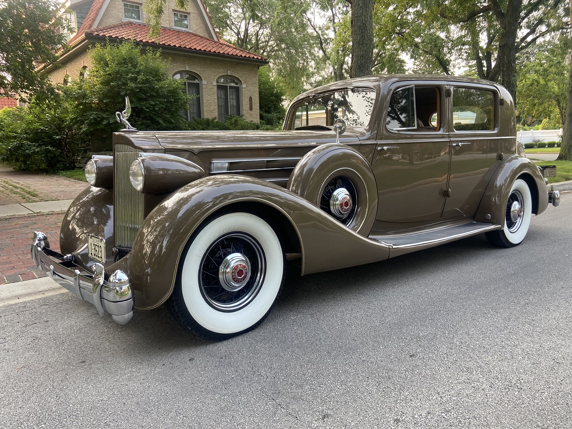 1935 Packard 12-Cylinder Club Sedan
